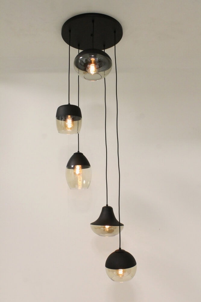 Charmante 5-lichts glazen hanglamp PHILOU zwart / amber fumé | Ronde plafondplaat 45 cm