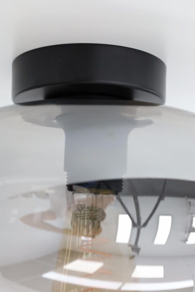 Zwarte korte plafondlamp EEFF smoke zwart | Ufo Ø 27 cm