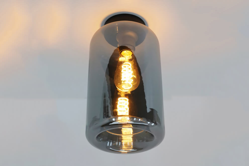 Zwarte korte plafondlamp EEFF smoke zwart | Long Ø 18 cm