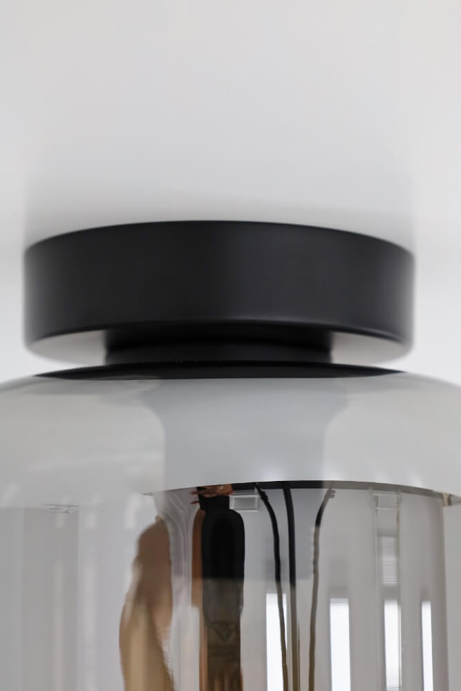 Zwarte korte plafondlamp EEFF smoke zwart | Long Ø 18 cm