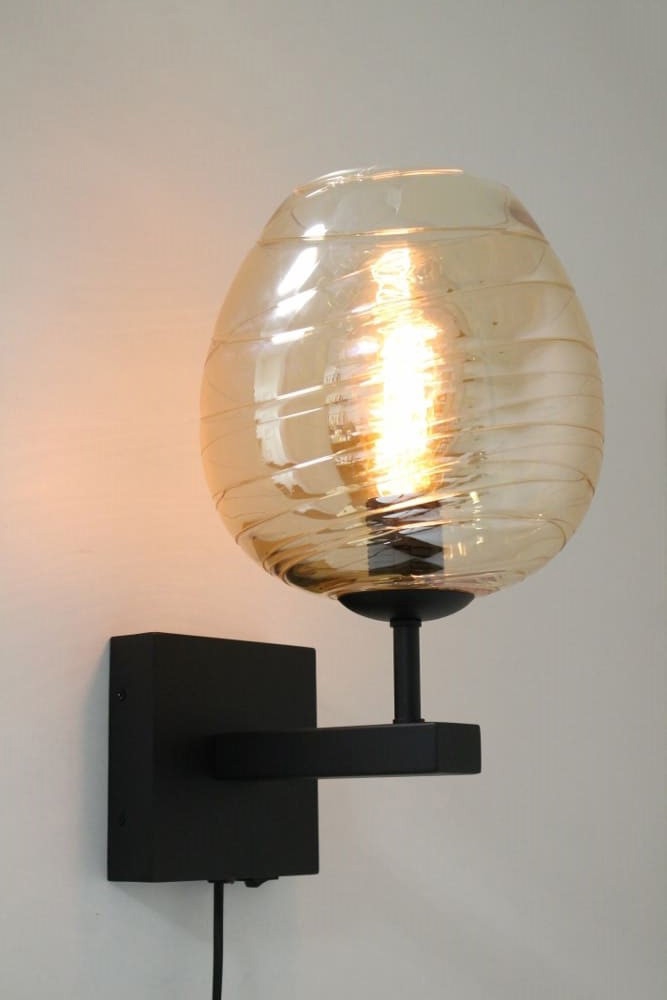 Zwarte strakke wandlamp CLUSTER GOLD | Appel