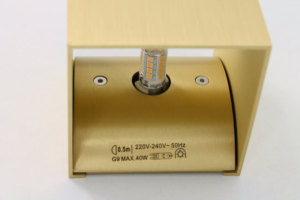 Wandlamp BLOQ B 10 x 10 cm | Goud