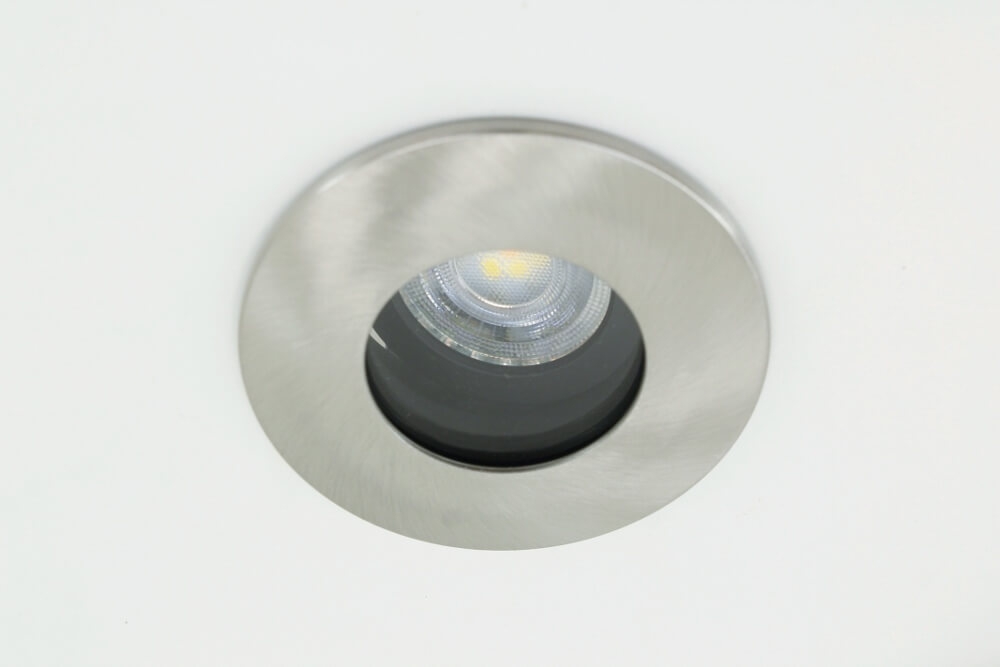 Kantelbare verdiepte waterdichte inbouwspot ACQUA staal met zwart | IP65 9 cm