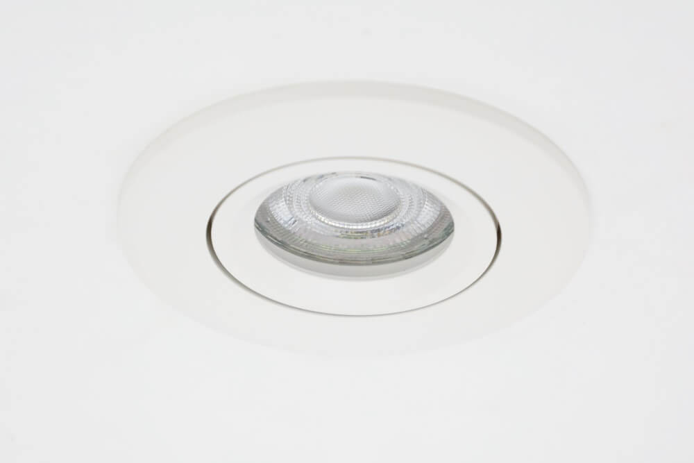 Witte inbouwspot rond SMOOTHY kantelbaar | 9,2 cm