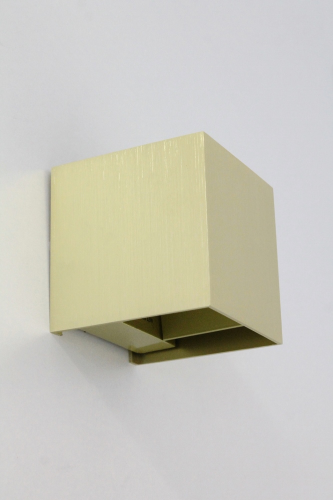 Wandlamp JUDE met verstelbare lichtbundel | Goud vierkant