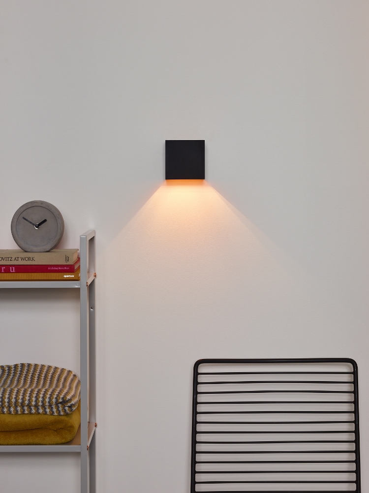 Wandlamp JUDE met verstelbare lichtbundel | Zwart / Goud vierkant