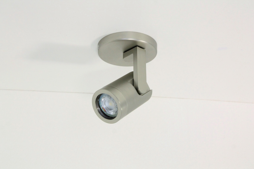 Stijlvolle strakke 1-lichts opbouwspot SCOOP rond | Staal