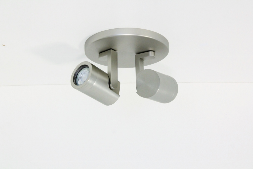 Stijlvolle strakke 2-lichts opbouwspot SCOOP rond | Staal