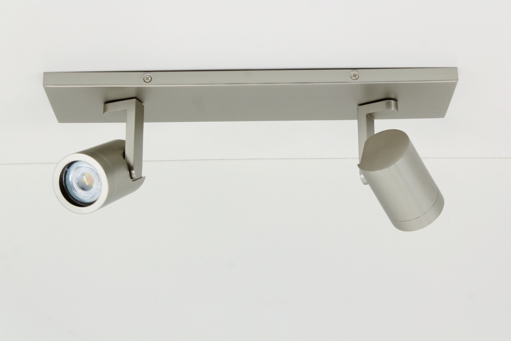 Stijlvolle strakke 2-lichts opbouwspot SCOOP balk | Staal