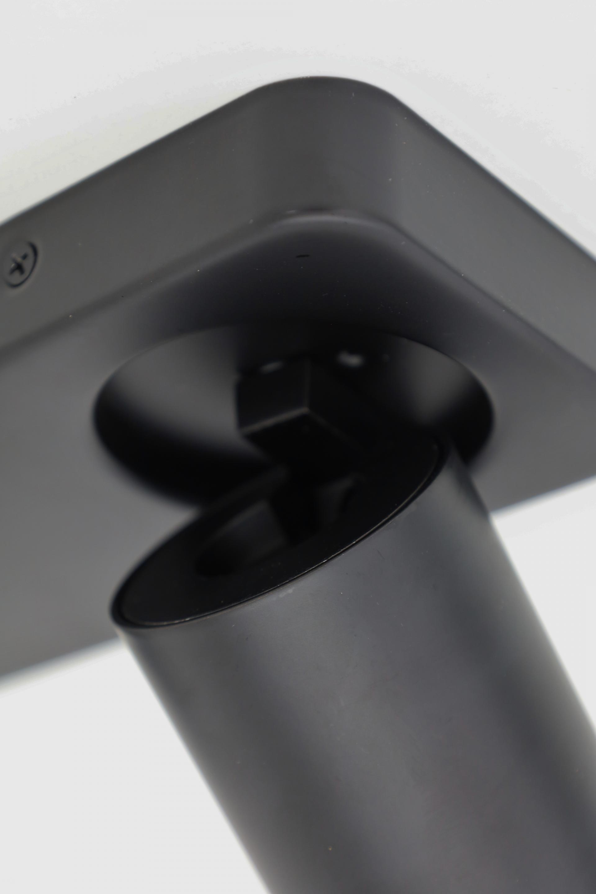 Strakke opbouwspot LEXI 2-lichts balk IP44 | Zwart