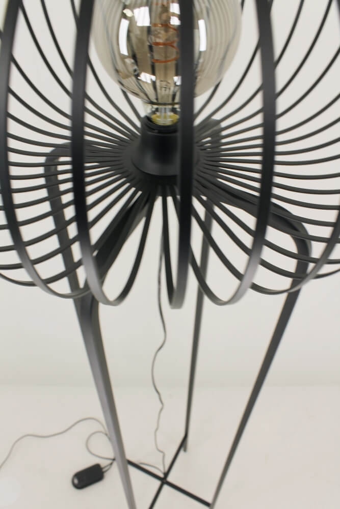 Sierlijke draad vloerlamp BOLERO zwart met frame | Ø 50 cm