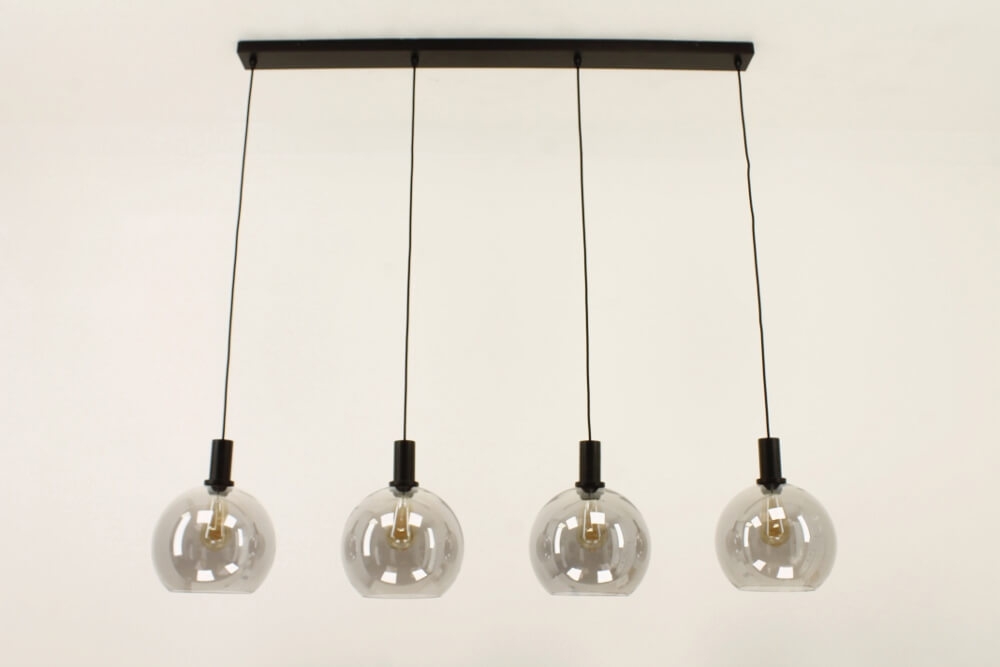 Hanglamp SONDRA licht smoke zwart op balk 120 cm | 4x glas Ø 25 cm