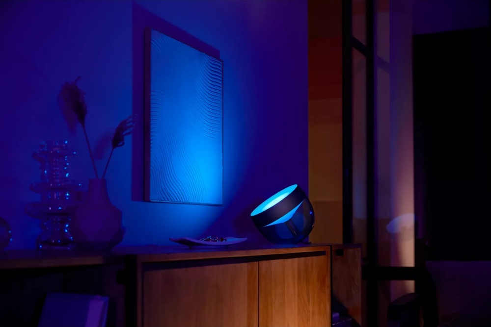 Philips Hue Iris White en Color tafellamp | Zwart