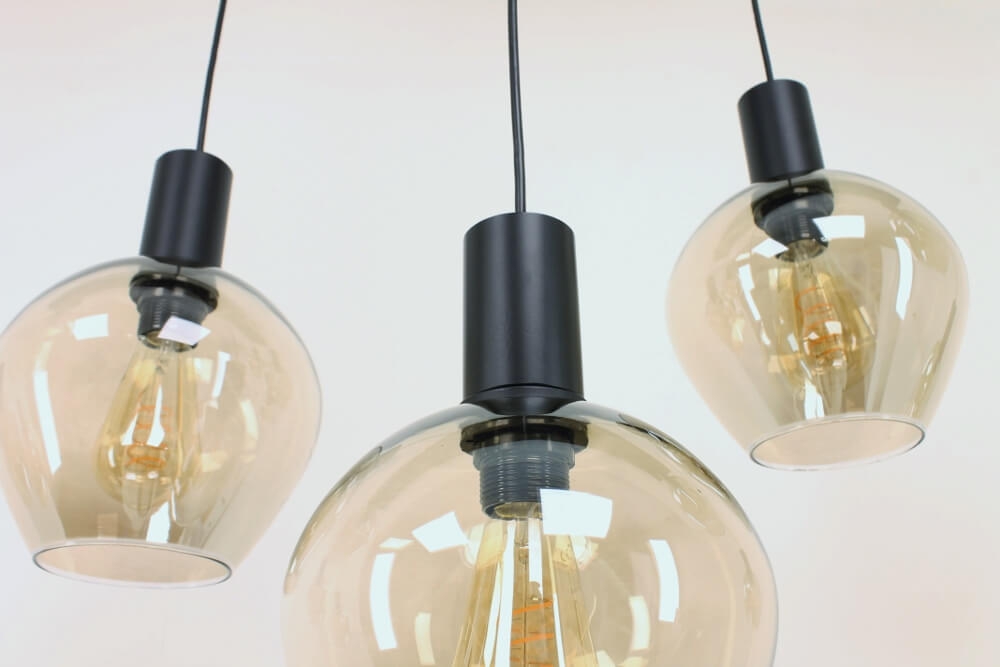 Sfeervolle 8-lichts kokerhanglamp TINO met druppel fumé glazen | Balk 160 cm