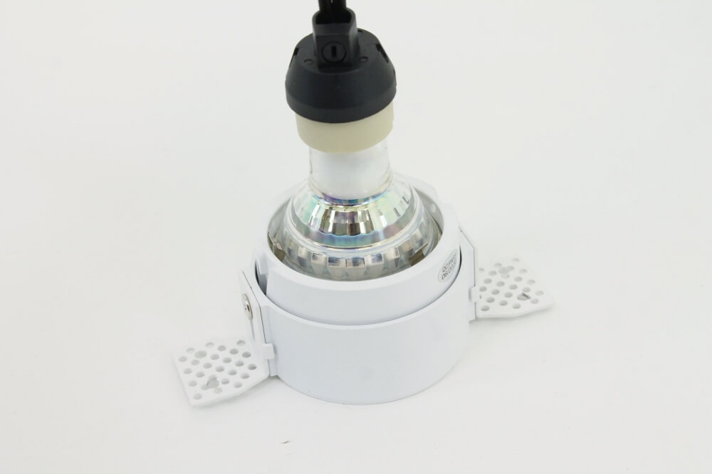 Witte ronde inbouwspot TRIMLESS FIXED GU10 | verstelbare stucrand