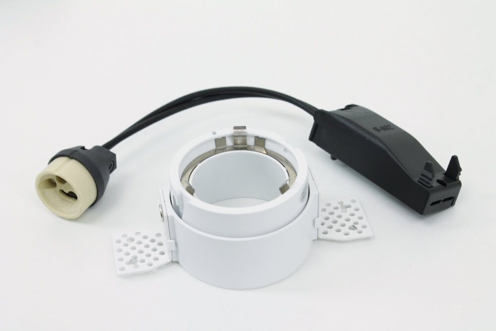 Witte ronde inbouwspot TRIMLESS FIXED GU10 | verstelbare stucrand