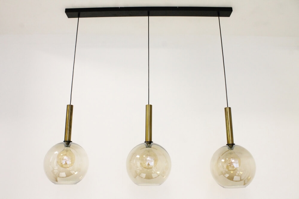 Glazen 3-lichts bronzen kokerhanglamp BALLS smoke fumé | Balk 130 cm