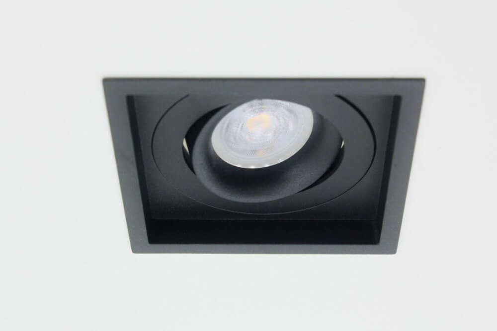 Licht verdiepte inbouwspot HELIOS vierkant 11 cm | Zwart