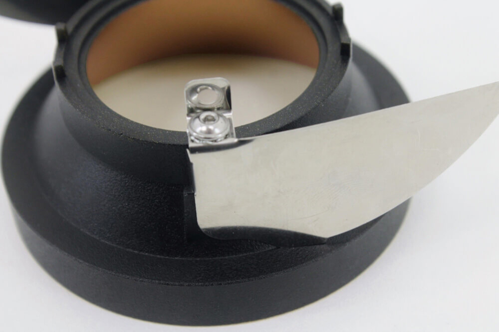 Ronde inbouwspot zwart met goud CLICK&FIX licht verdiept | 8,2 cm