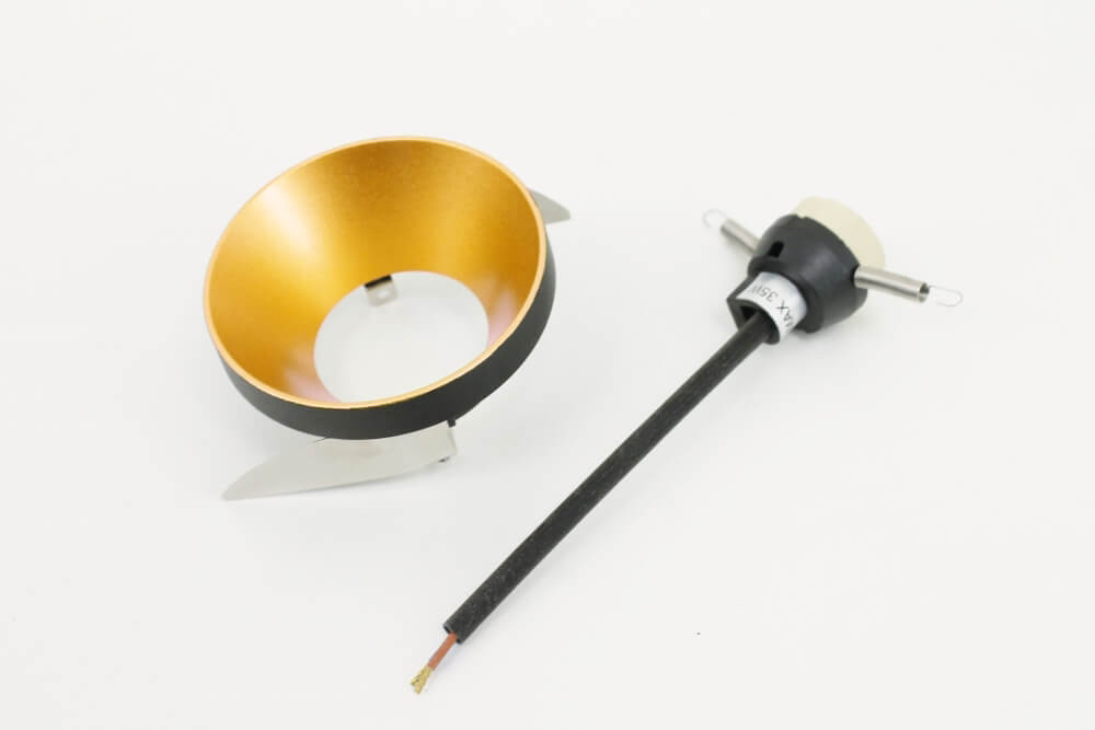 Ronde inbouwspot zwart met goud CLICK&FIX licht verdiept | 8,2 cm