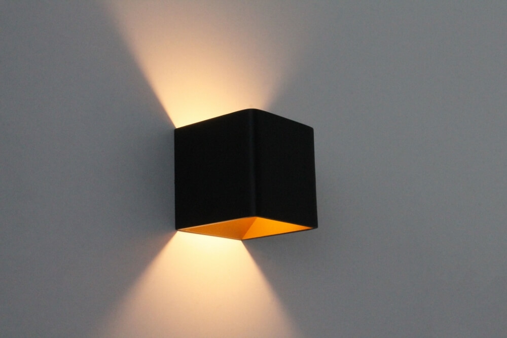 Hoogwaardige wandlamp BRIDGE LED dimbaar | Zwart / goud 10 cm