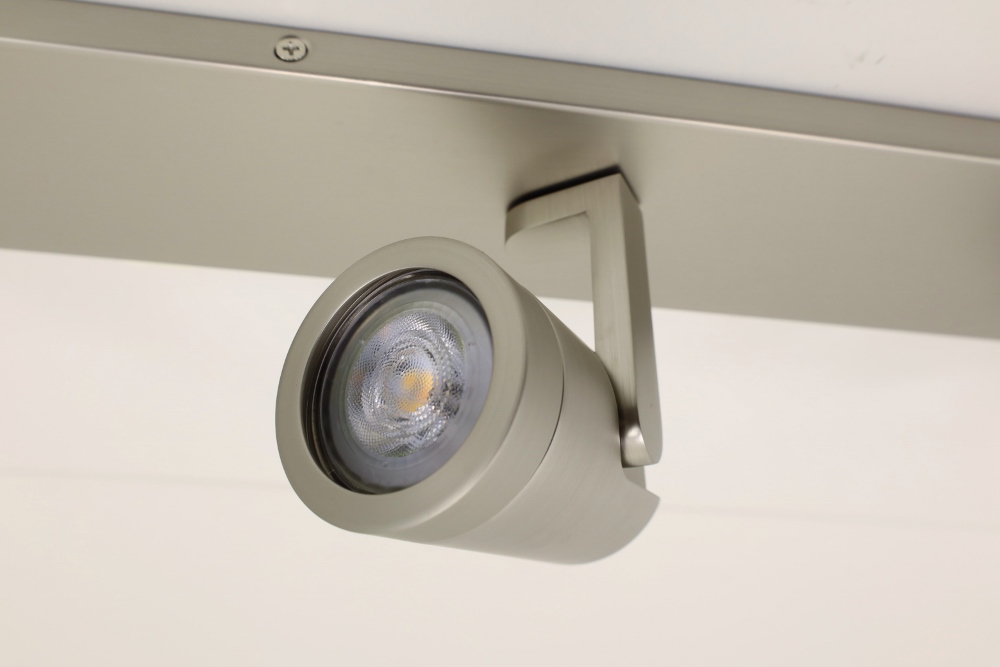 Stijlvolle strakke 4-lichts opbouwspot SCOOP balk | Staal