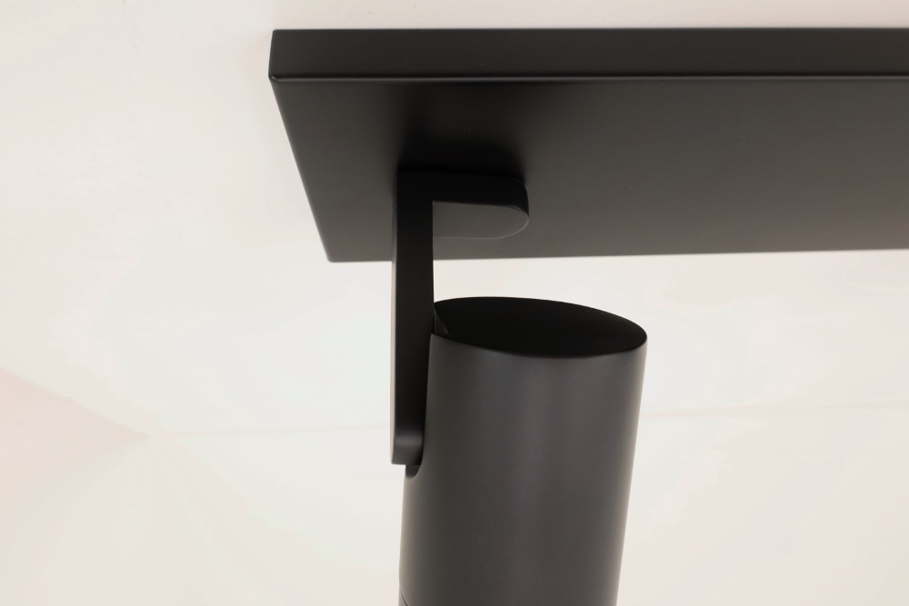 Stijlvolle strakke 4-lichts opbouwspot SCOOP balk | Zwart