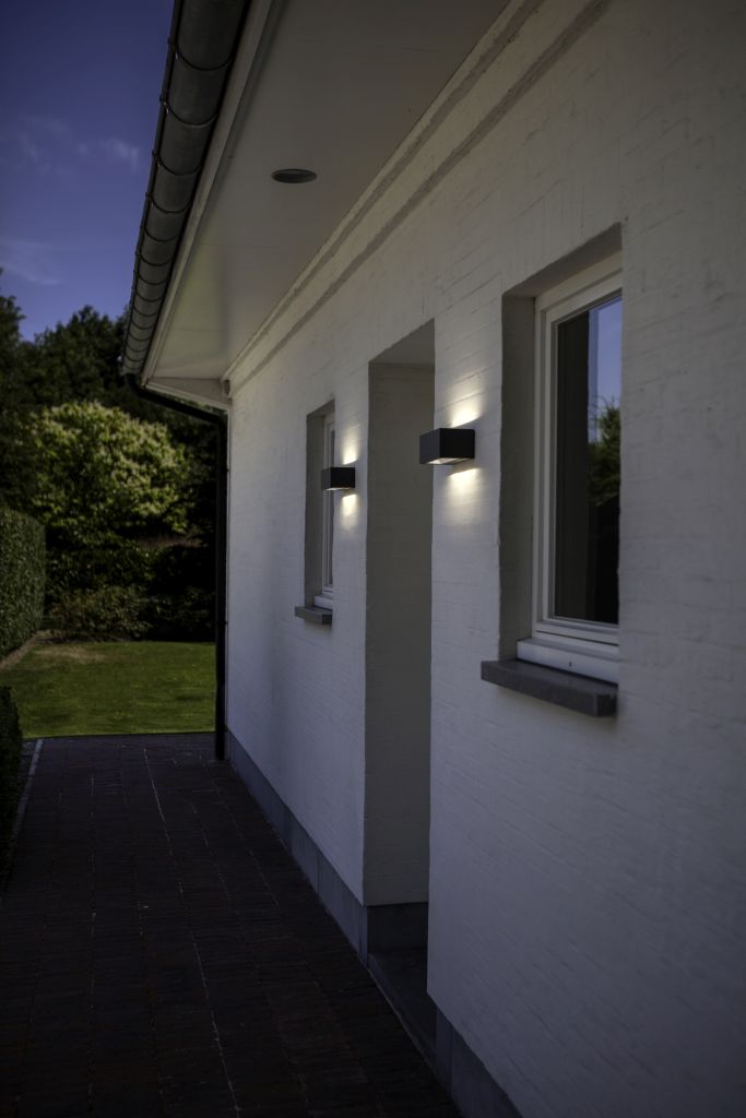 Strakke rechthoekige buitenlamp GEMINI up down | Antraciet 22 cm