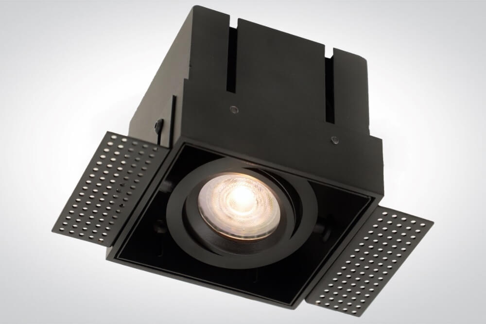 Zwarte inbouwspot TRIMLESS SINGLE GU10 | verstelbare stucrand