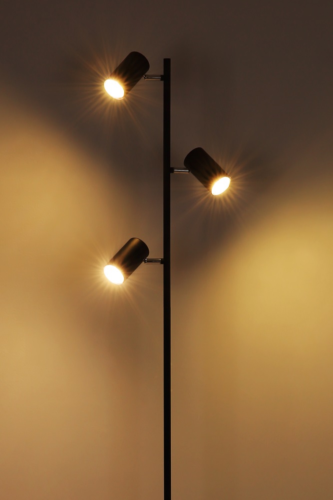 Strak vormgegeven vloerlamp CILINDRA 3-lichts | Zwart