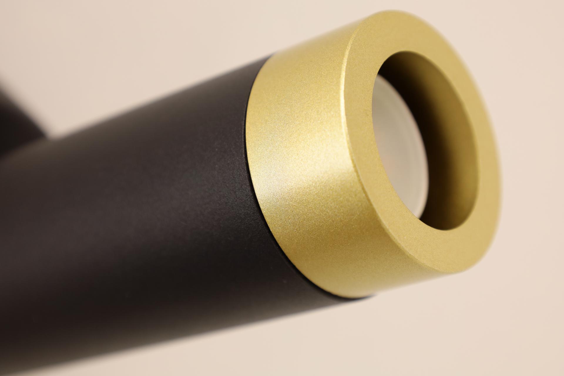 Strakke kokervormige MILLER wandlamp | Zwart Goud