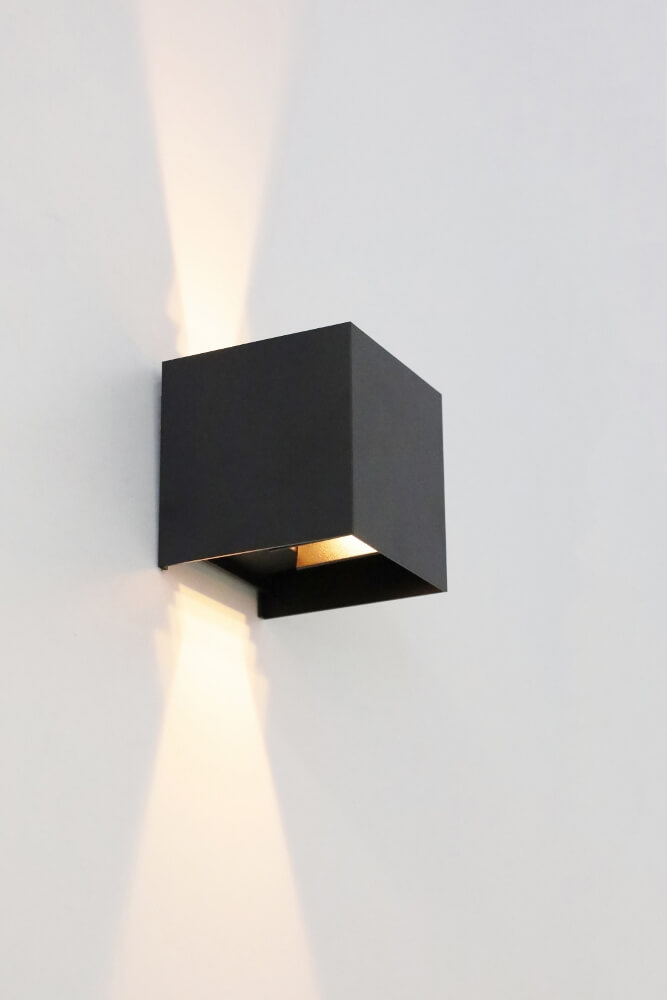 Vierkante LED buitenlamp / wandlamp ARRIGO WarmGlow dimbaar | Zwart