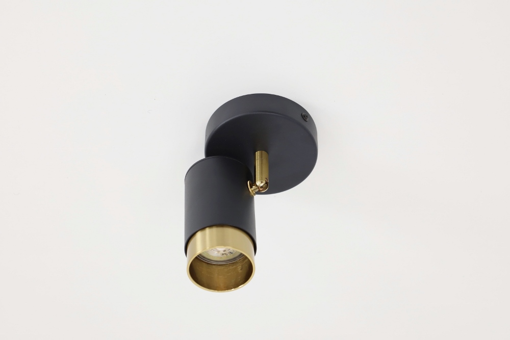 Elegante 1-lichts opbouwspot CAREGA rond | Zwart / Goud
