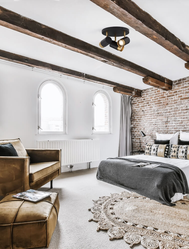 Elegante 3-lichts opbouwspot CAREGA rond | Zwart / Goud