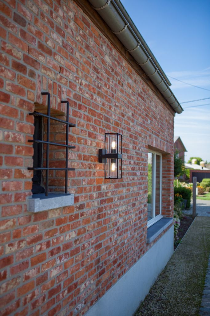 Moderne buitenlamp FLAIR up en down IP44 | Zwart