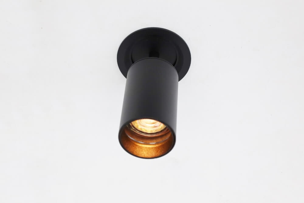 Elegante semi inbouwspot RANDY GU10 | Zwart
