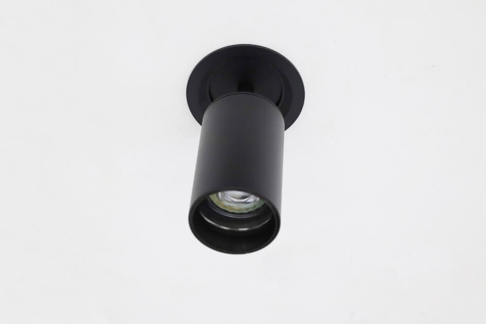 Elegante semi inbouwspot RANDY GU10 | Zwart