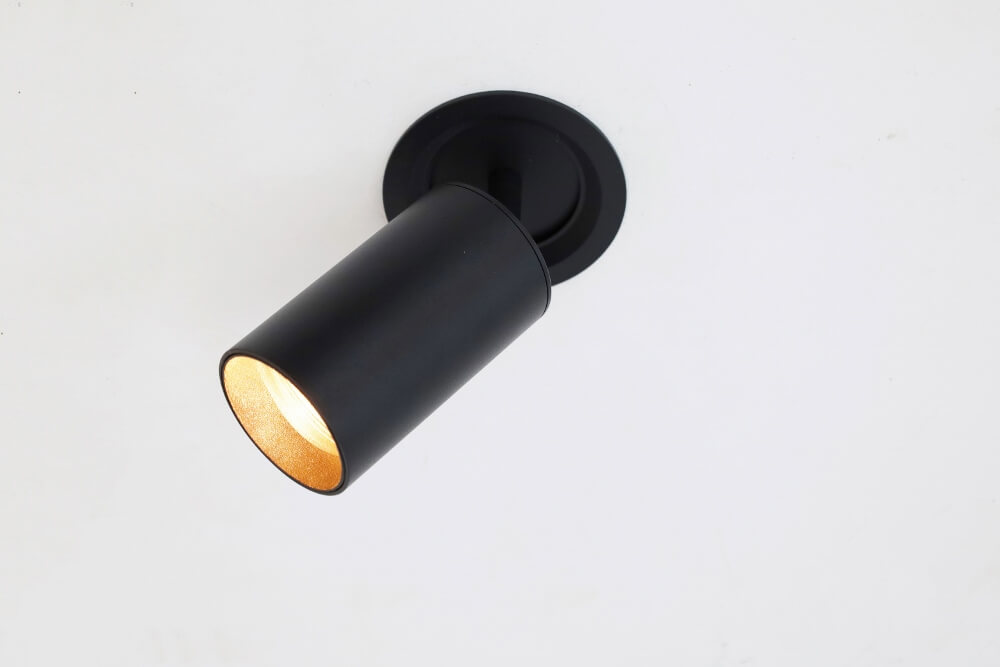 Elegante semi inbouwspot RANDY GU10 | Zwart