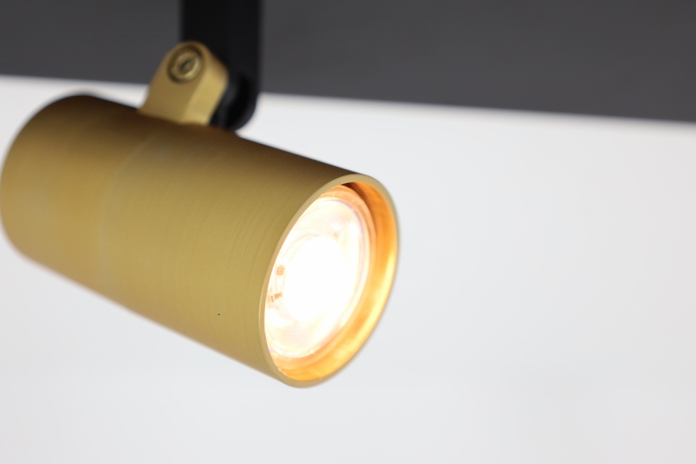 Minimalistische opbouwspot PETITE 4-lichts balk GU10 | Zwart / Goud