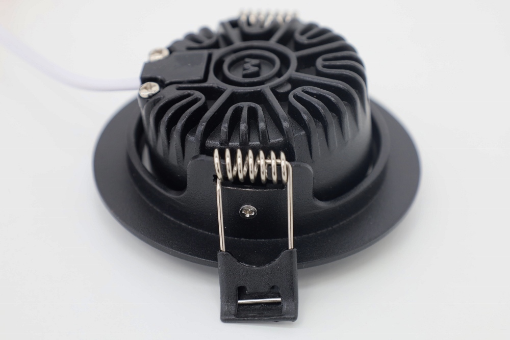WarmGlow LED inbouwspot FLAT FIX lage inbouwdiepte IP44 | Zwart rond