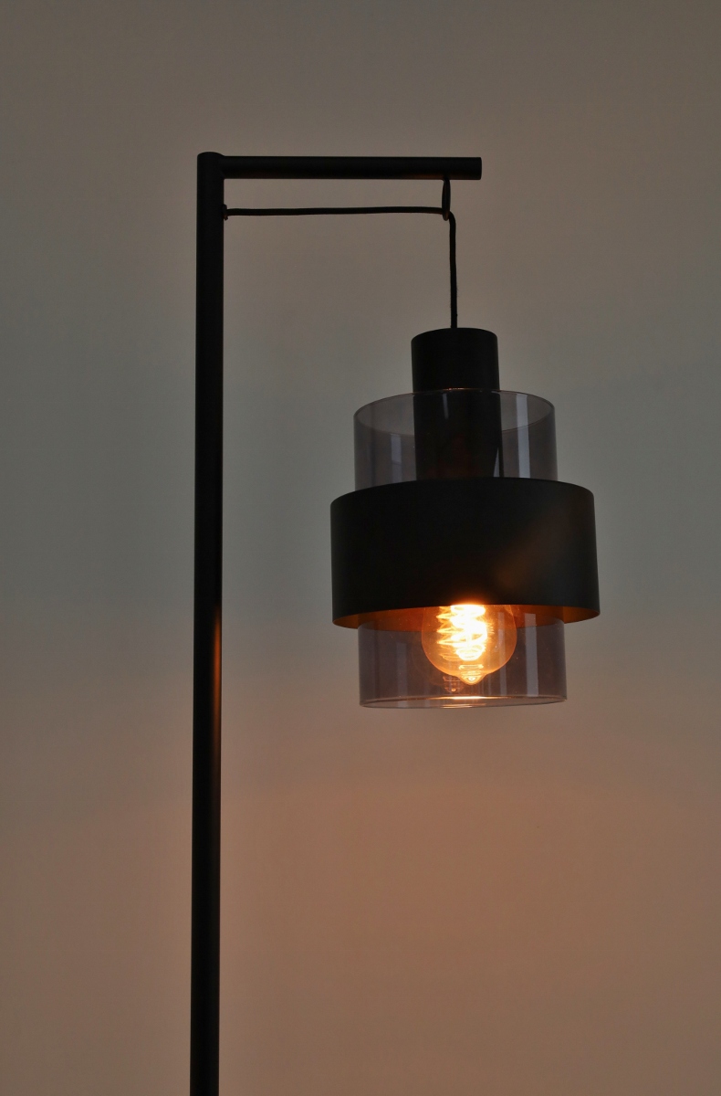 Sfeervolle vloerlamp CHIASSO | Zwart / Smoke