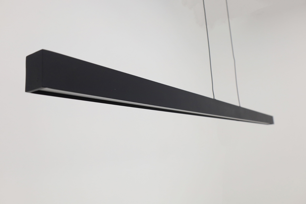 Strakke hanglamp TANDRIA 120 cm | Zwart