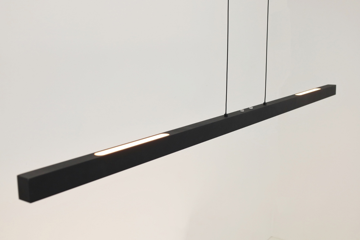 Strakke hanglamp TANDRIA 140 cm | Zwart