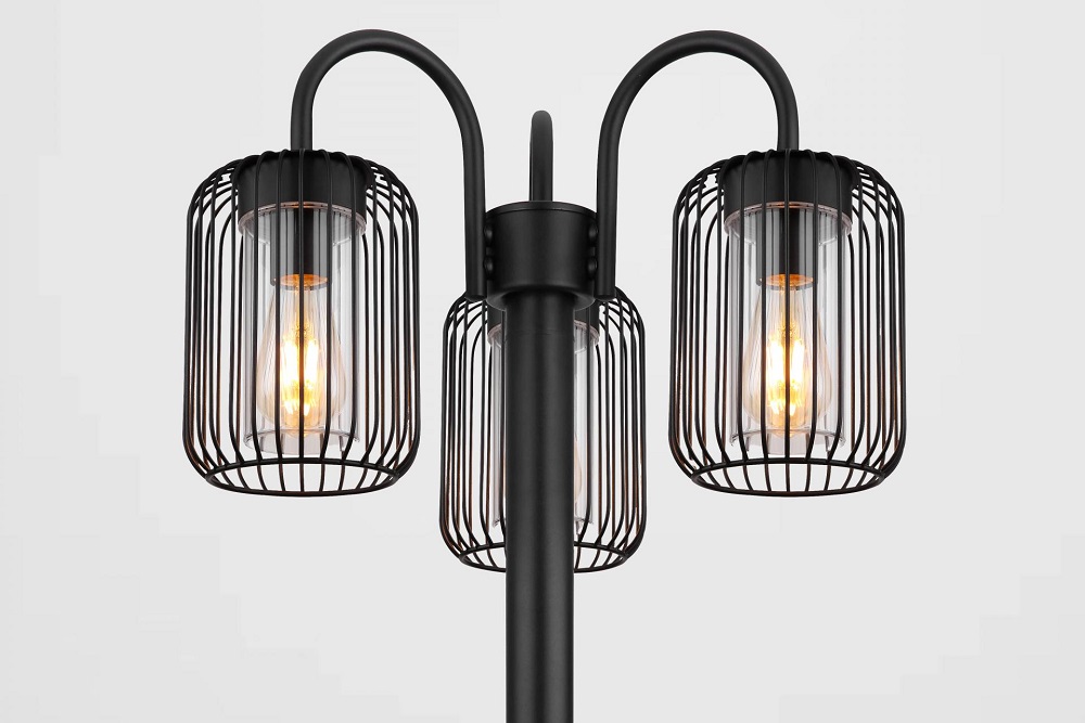 Elegant vormgegeven zwarte buitenlamp NOBREZA | Paal 3-lichts
