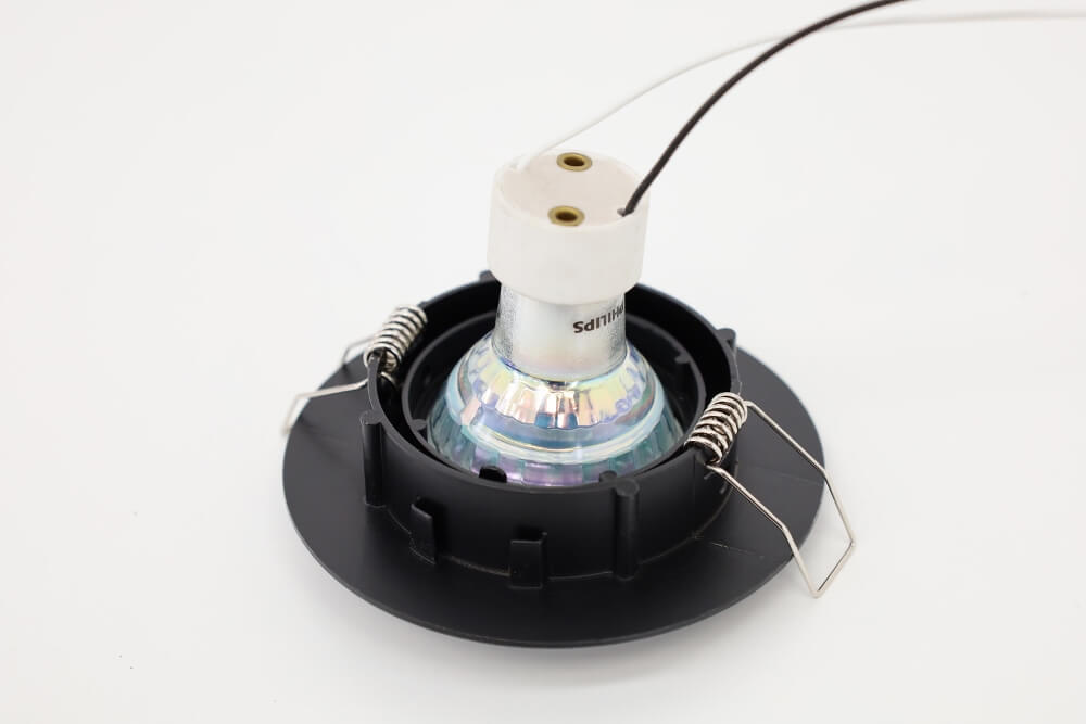 Zwarte inbouwspot CLASSIC met brede rand | 9,5 cm
