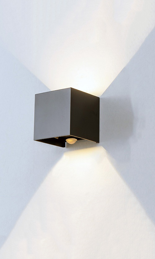 Vierkante LED buitenlamp ARRIGO met bewegingssensor | Zwart