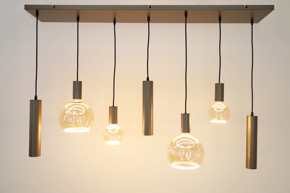 Hanglamp XIVA I 130 x 25 cm 7-lichts mokkabruin | Compleet