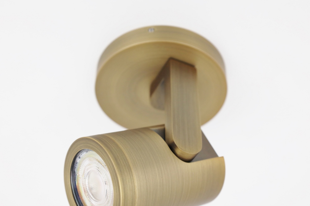 Stijlvolle strakke 1-lichts opbouwspot SCOOP rond | Brons