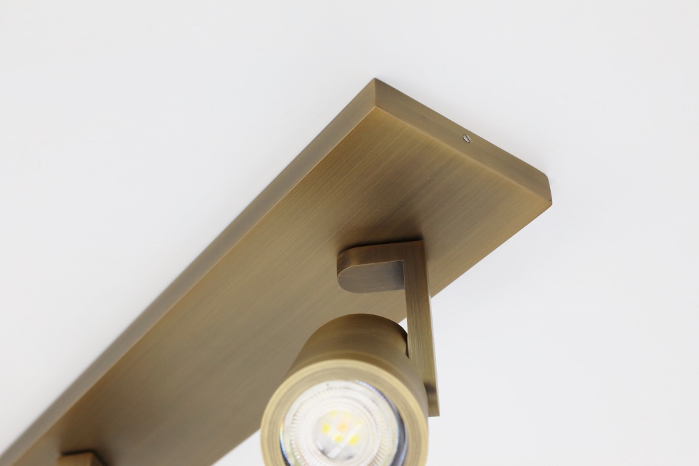 Stijlvolle strakke 3-lichts opbouwspot SCOOP balk | Brons