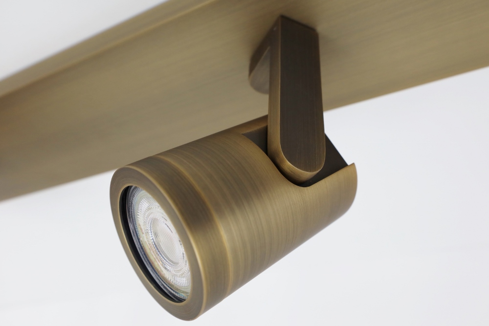 Stijlvolle strakke 4-lichts opbouwspot SCOOP balk | Brons